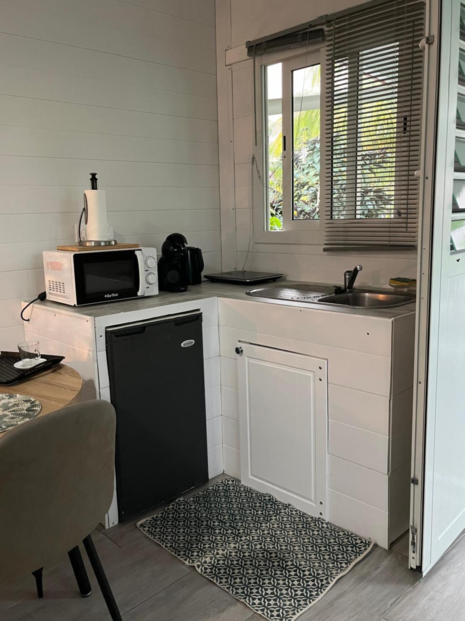 Studio 57 Bed & Breakfast Capesterre-Belle-Eau Exterior photo